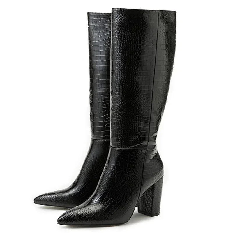 Bota Cano Alto Preta Jade