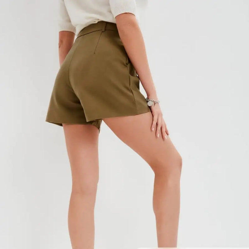 Short Alfaiataria Caqui Elegance