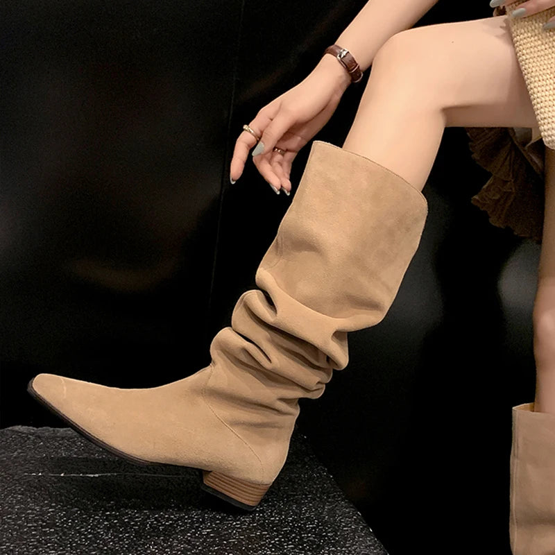 Bota Feminina em Camurça Premium