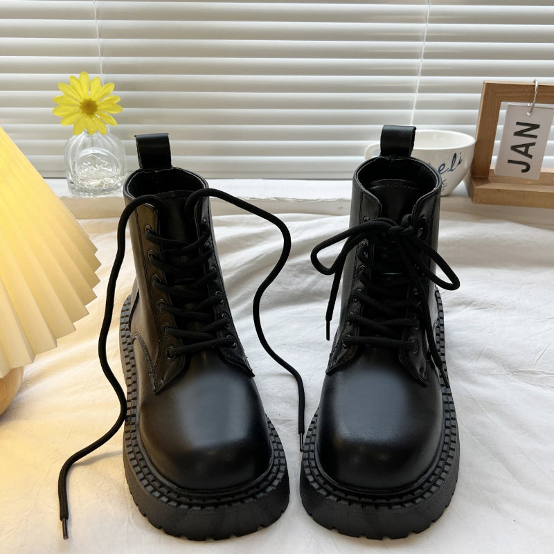 Bota Tratorada Feminina Lile